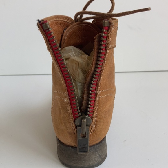 Steve Madden Tuundra lace up back zip camel ankle boot granny paddock boot - Picture 13 of 16